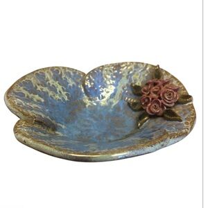 Handmade, Artist Signed Studio Pottery Trinket Dish.